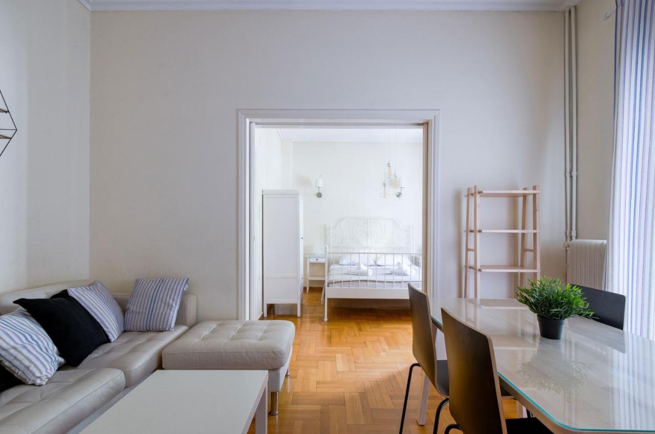 Beautiful 2Bd Apartment Near Historic Center Of Atena Exterior foto