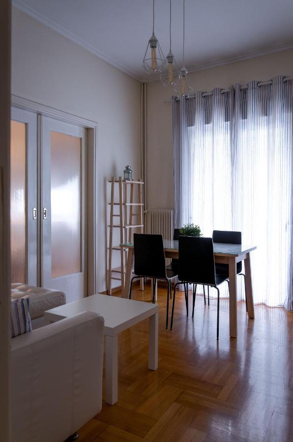 Beautiful 2Bd Apartment Near Historic Center Of Atena Exterior foto
