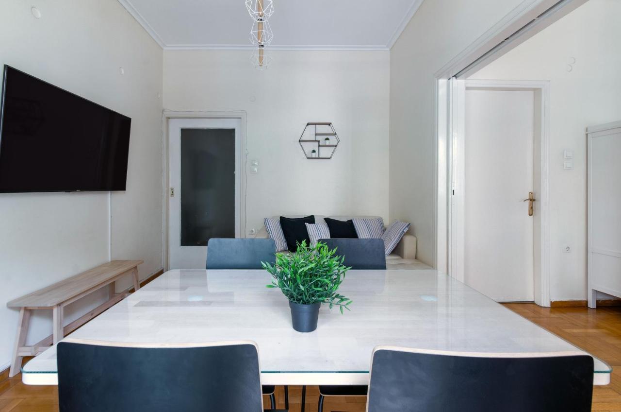 Beautiful 2Bd Apartment Near Historic Center Of Atena Exterior foto